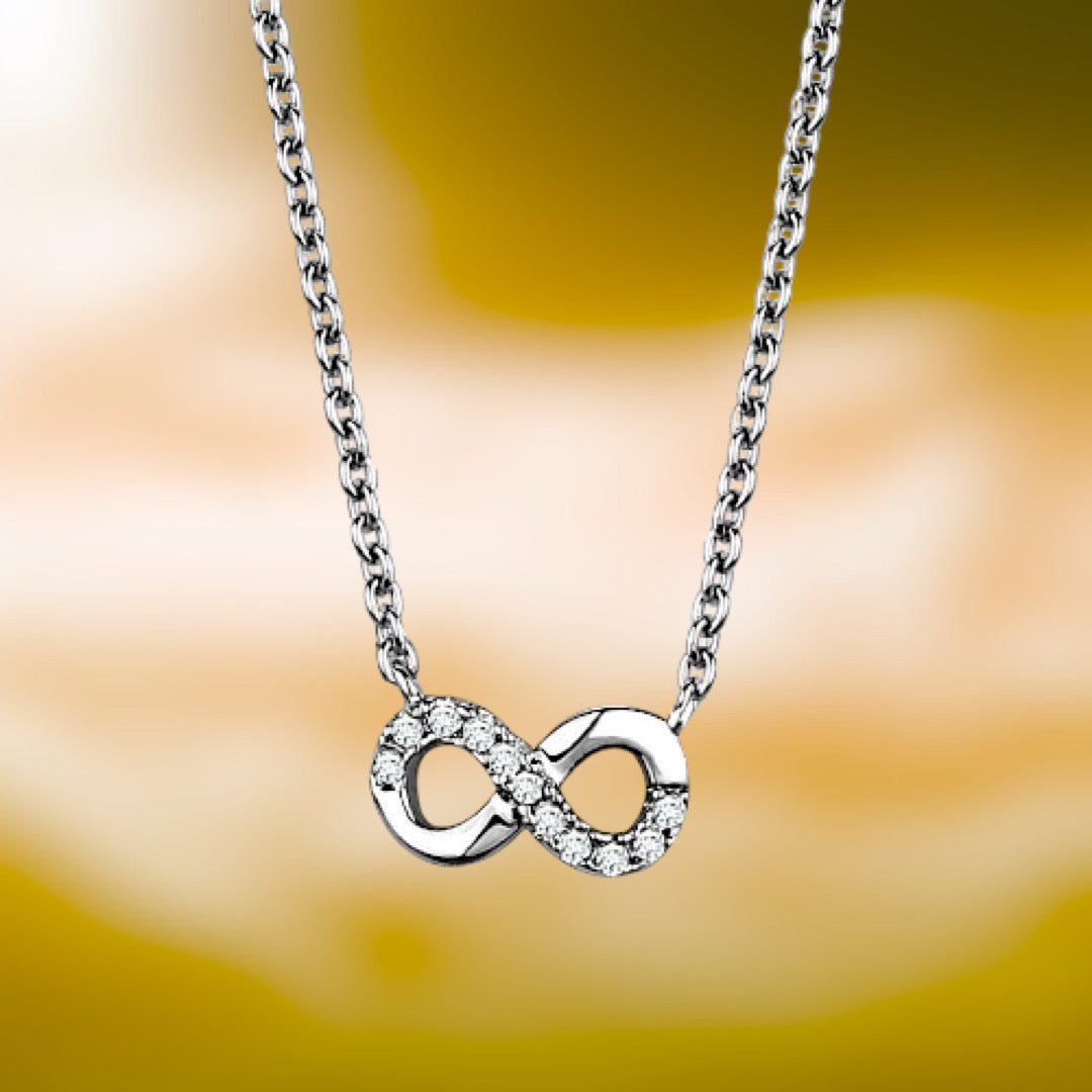 Infinity Pendant Neck chain.