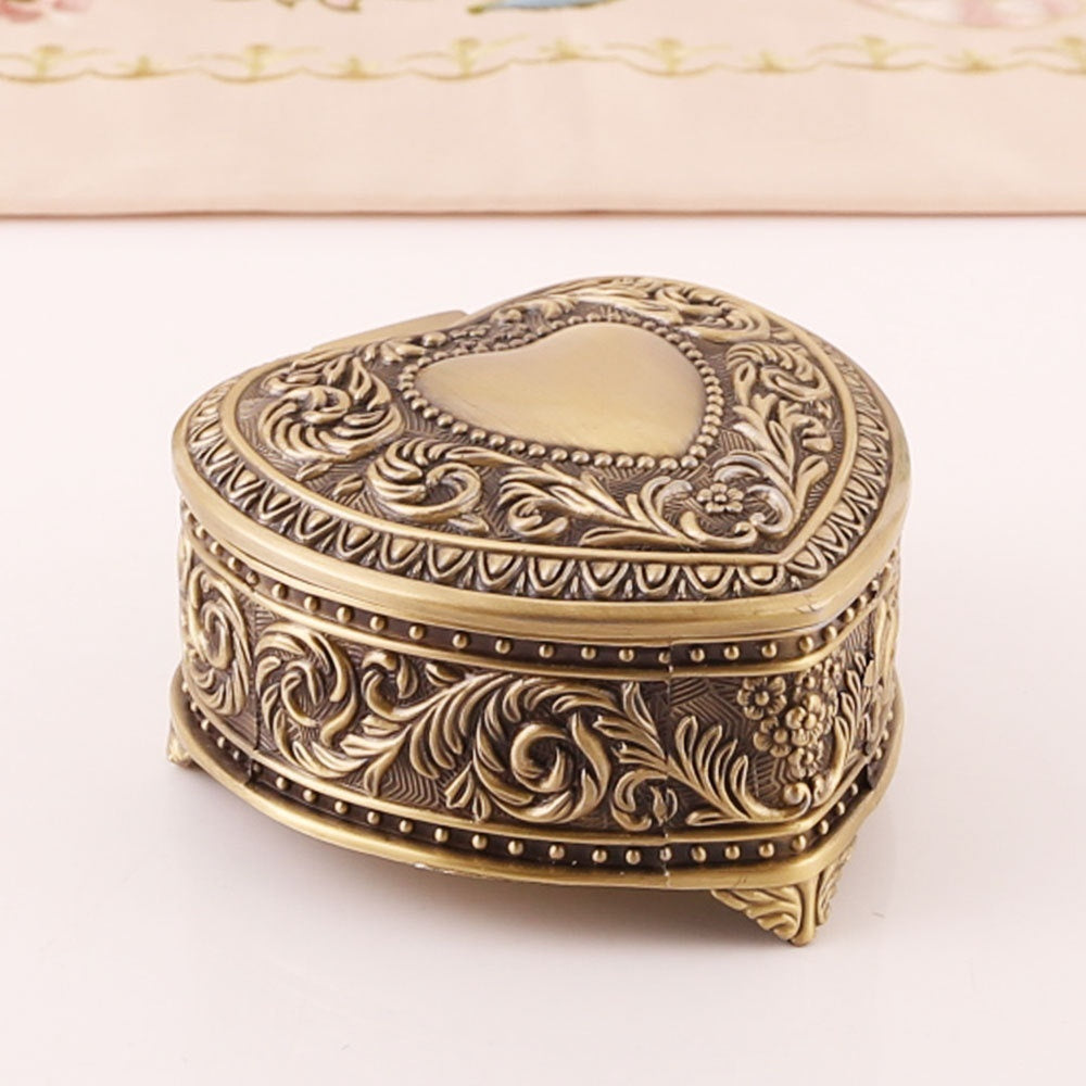 Light Luxury Jewelry Storage Box | Elegant Brooch & Ring Organizer.