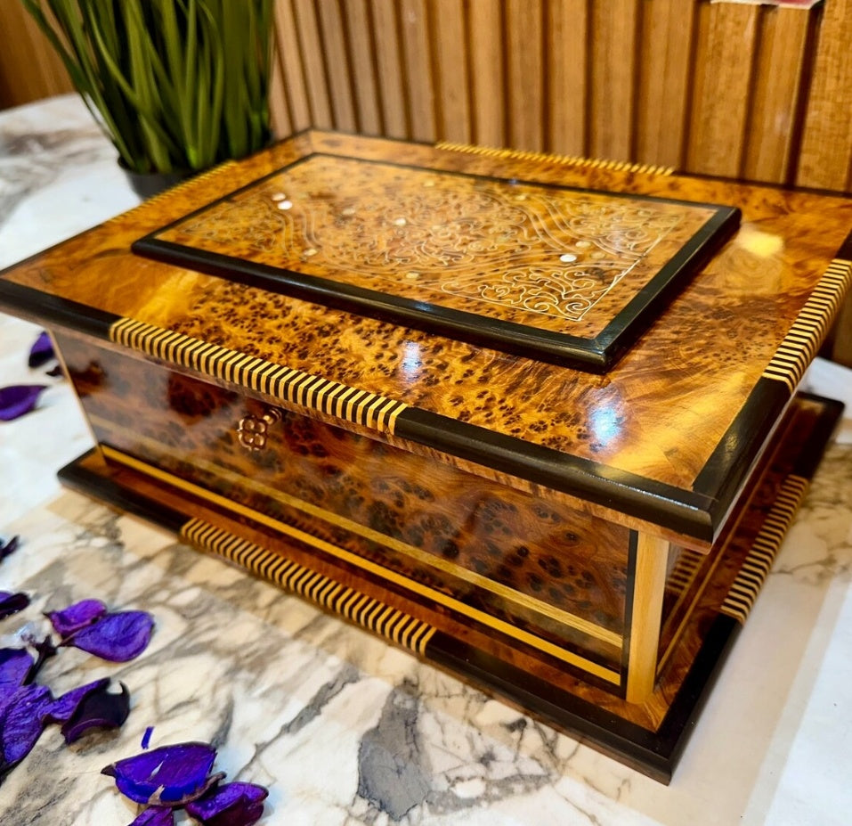 Luxury Jewelry Box Inlaid with Mother of Pearl | Lockable.